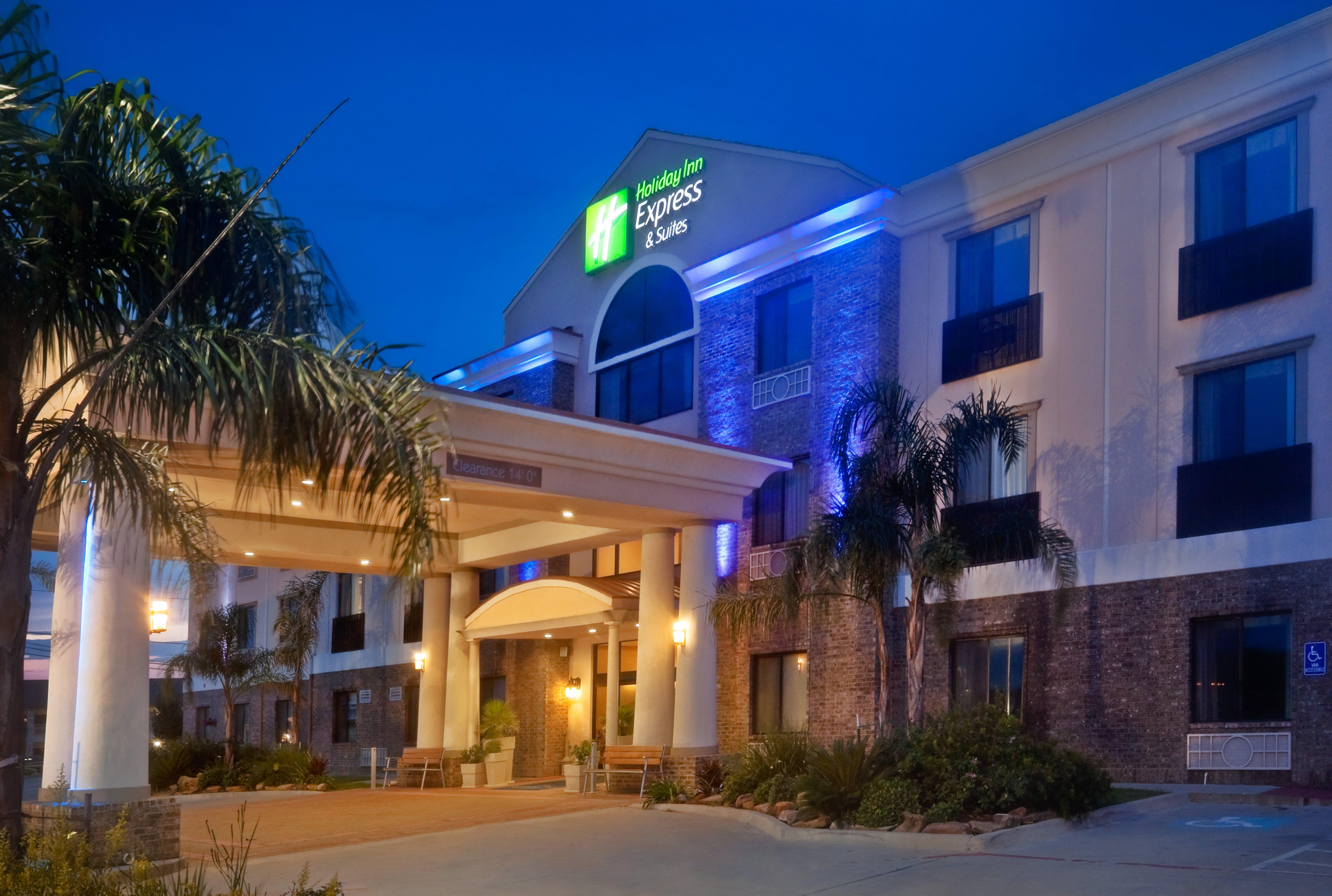 Holiday Inn Express Hotel And Suites Fairfield-North By Ihg Экстерьер фото
