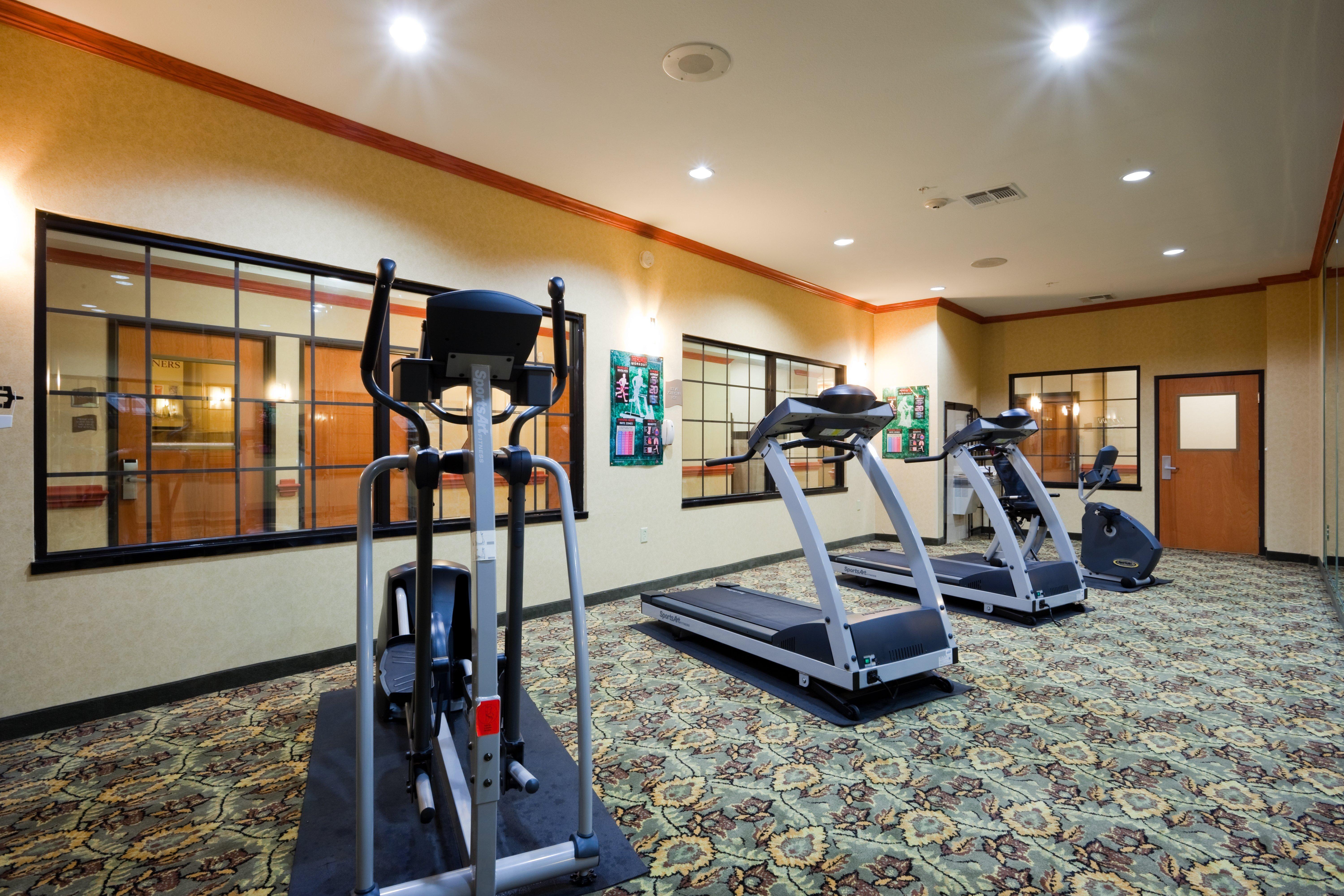 Holiday Inn Express Hotel And Suites Fairfield-North By Ihg Экстерьер фото